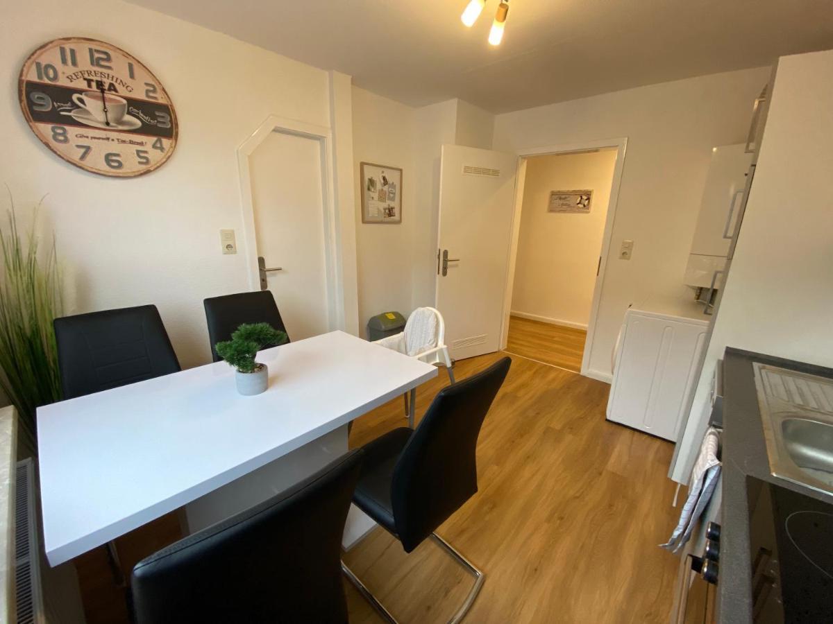 Charmante Altbauwohnung An Der Kesselschleuse 3 Apartment Emden