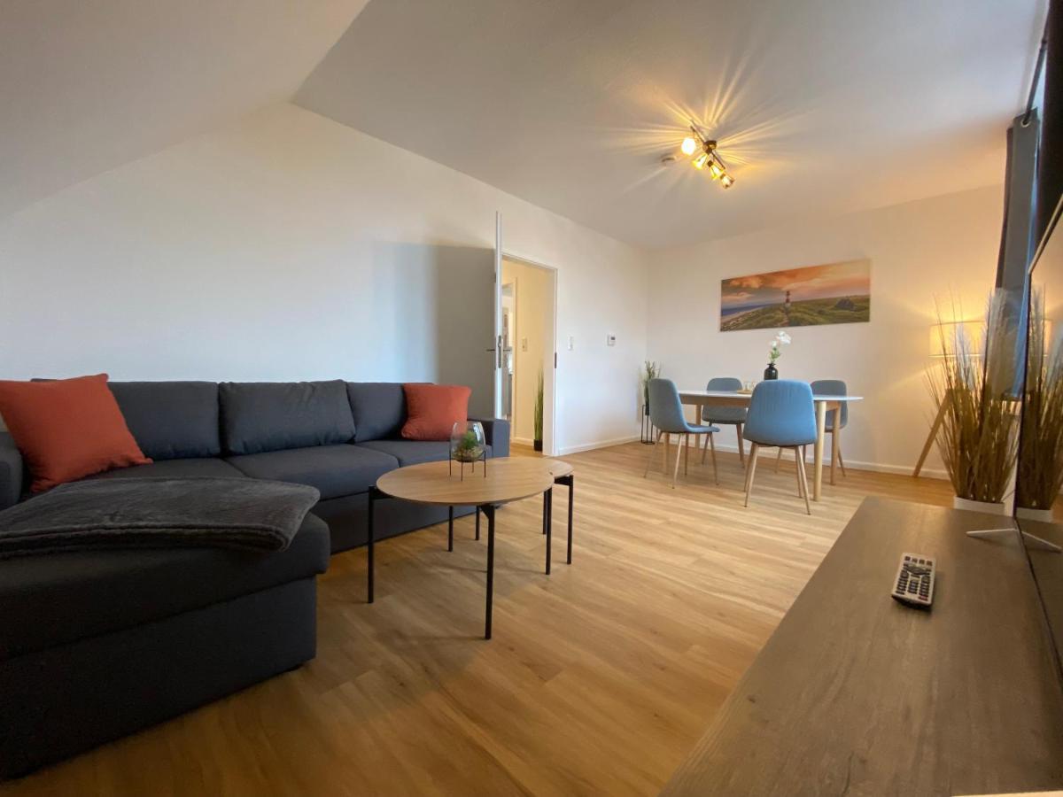 Charmante Altbauwohnung An Der Kesselschleuse 3 * Emden
